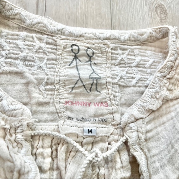 Johnny Was Lightweight Loose Fit Long Sleeve Blouse w/ Tassel Details Sz Medium - Picture 2 of 4